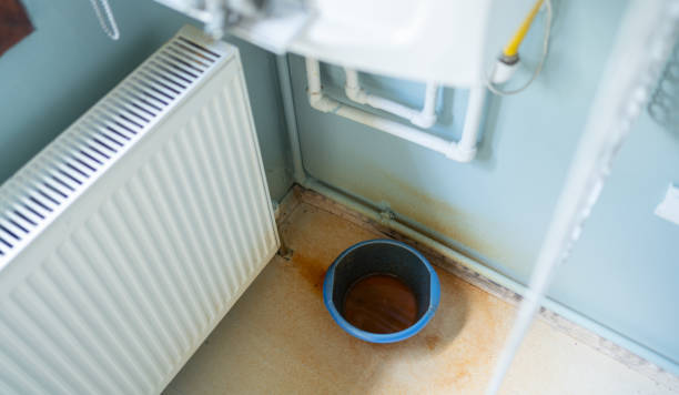 Local water damage restoration in Caruthers, CA